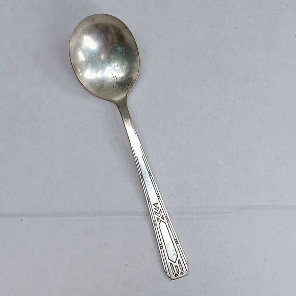 Vtg Oneida Community Friendship Medality Round Soup Gumbo Spoon-1932-Tudor Plate - Picture 2 of 6